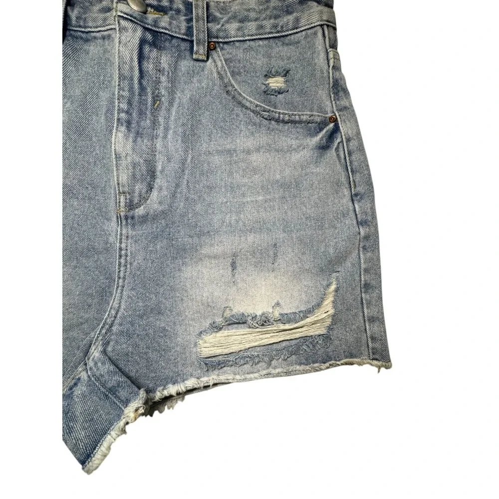 Chelsea & Violet High Rise Cut Of Raw Hem Denim Shorts Sz 32 Y2K 90s‎ Spring NWT